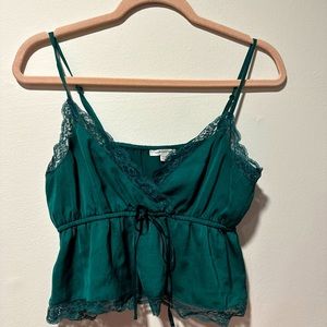 AMERICAN EAGLE Green Lace Blouse (SMALL)